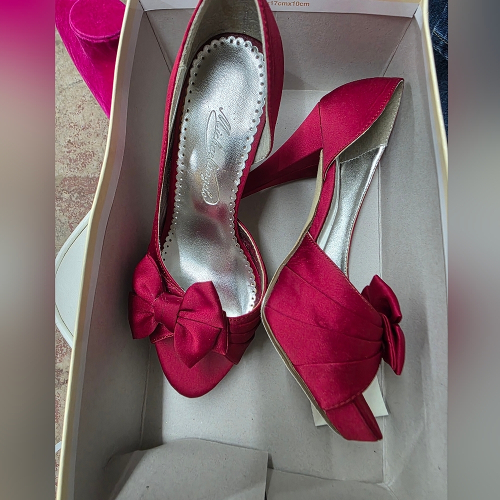 Elegant Red Peep-Toe Heels with Bow